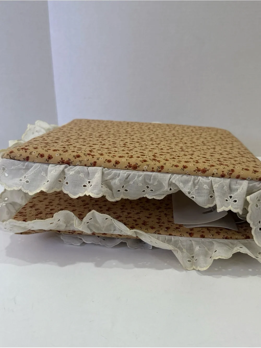 VTG 80s Lace Padded Floral Fabric Photo Album Cottage Core Scrapbook Brown Muted